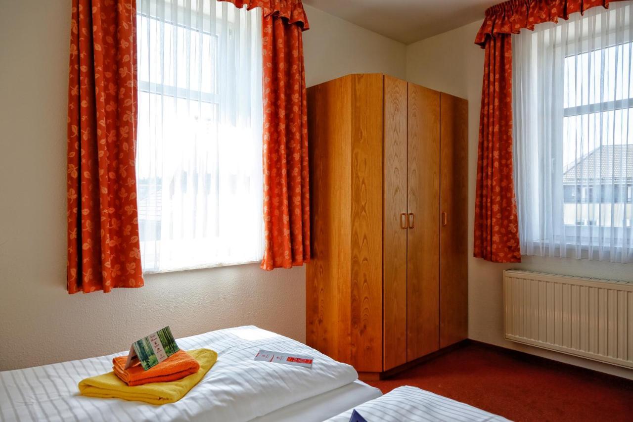 Konsum Gaestehaus Quisisana - Oberhof Oberhof  Esterno foto
