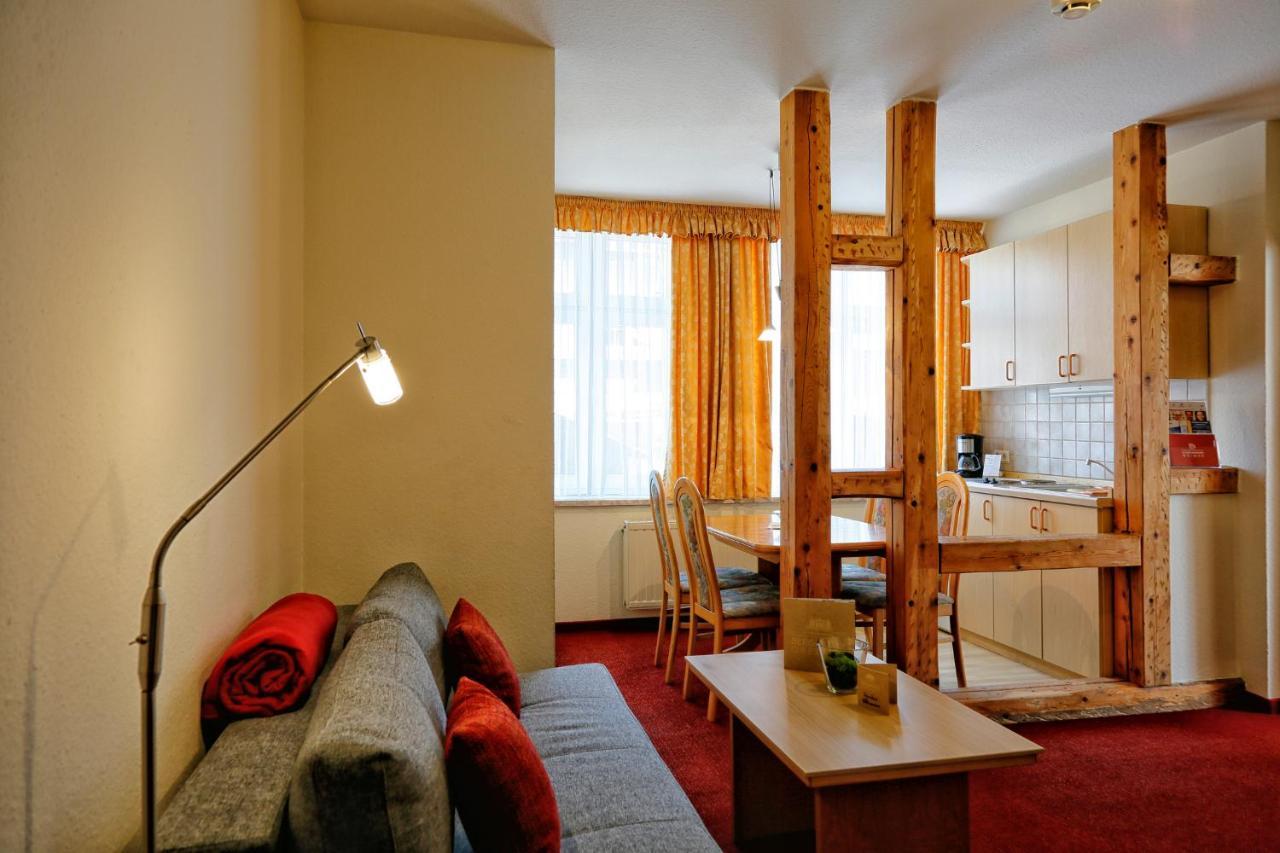 Konsum Gaestehaus Quisisana - Oberhof Oberhof  Esterno foto